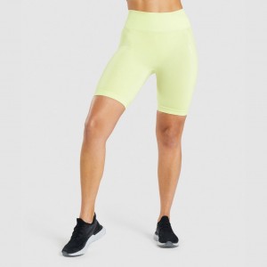Short Gymshark Flex Cycling Verde Claro | 60PQERCAT