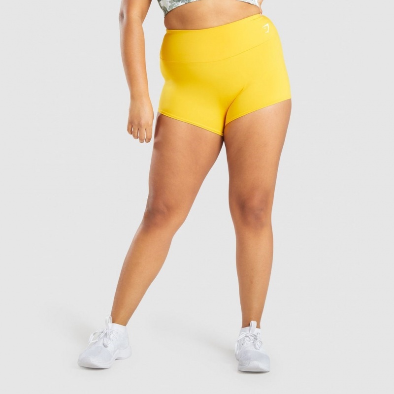 Short Gymshark Entrenamiento Corta Length Amarillo | 97DYQVAGE