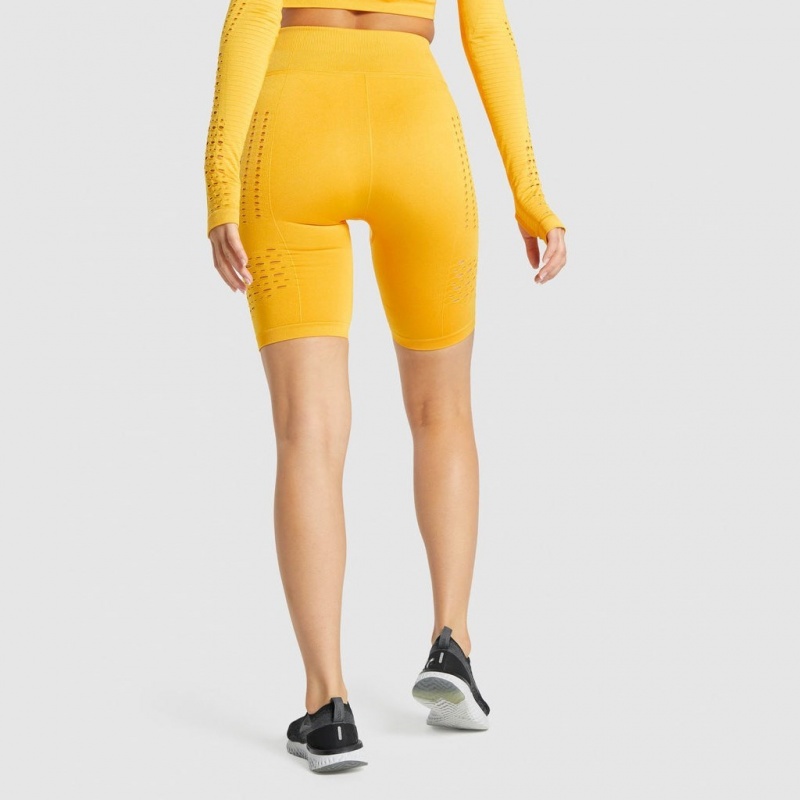 Short Gymshark Glow Seamless Amarillo | 43IFKZQXD