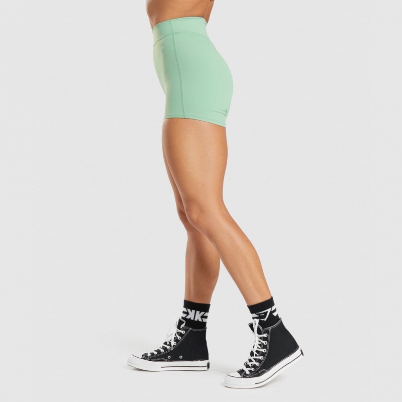 Short Gymshark KK Fit Verde | 72BSCYDVZ