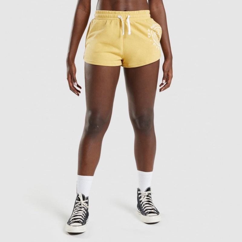 Short Gymshark Legacy Estampadas Amarillo | 06RDSNVXA